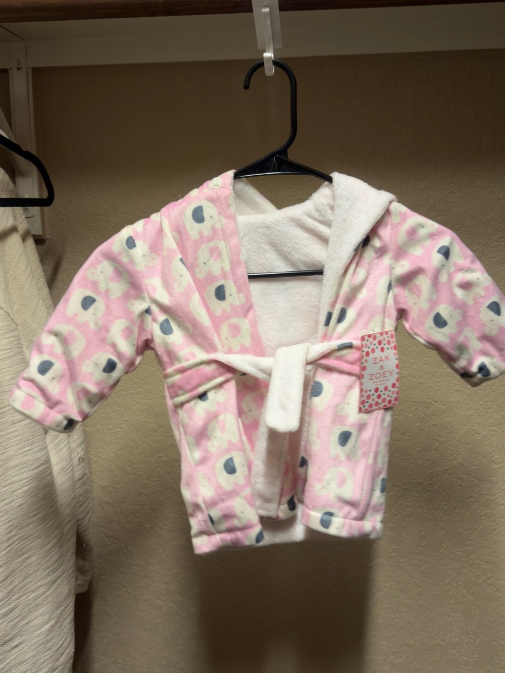 Zack & Zoey Pink Plush Hooded Kids Robe with Bear Print